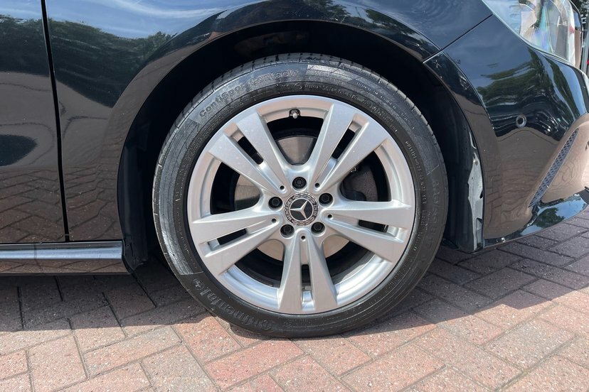 Mercedes-Benz A Class A180 Sport Executive Hatchback Black #4