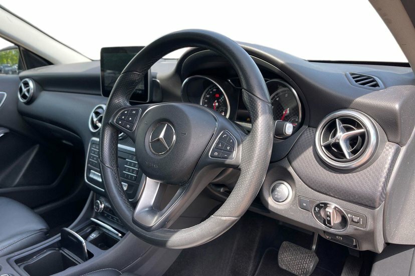 Mercedes-Benz A Class A180 Sport Executive Hatchback Black #5