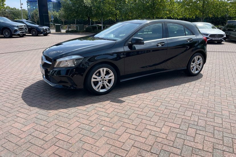 Mercedes-Benz A Class 2.1 A200d Amg Line Premium Plus Euro 6 Ss Grey #24
