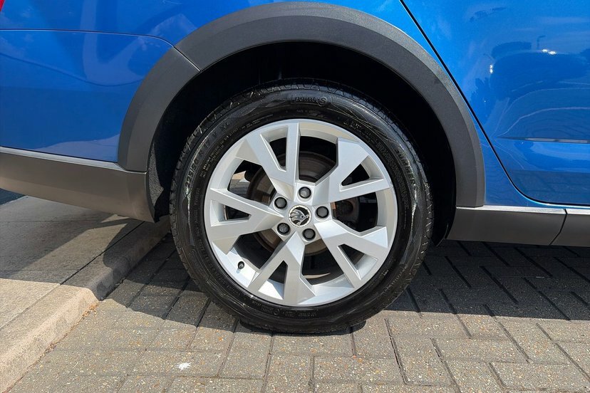 Skoda Octavia 2.0 Se L Tdi Dsg 148 Bhp Black #11
