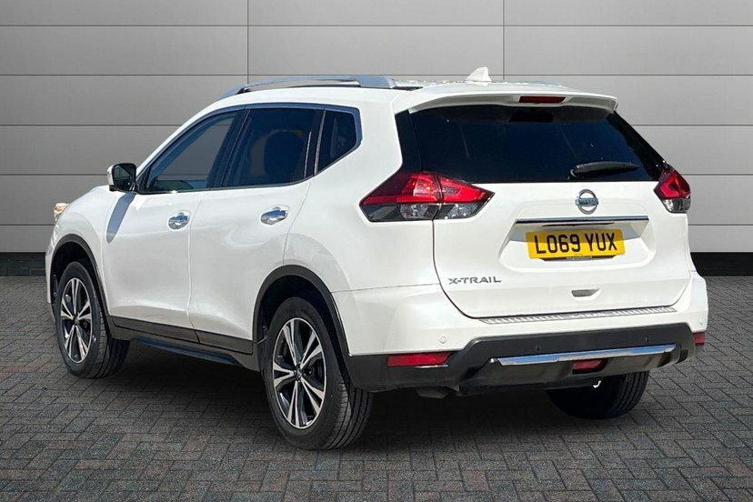 Nissan X-Trail 1.3 Dig-t N-connecta Suv Dct 160 LO69YUX White #3