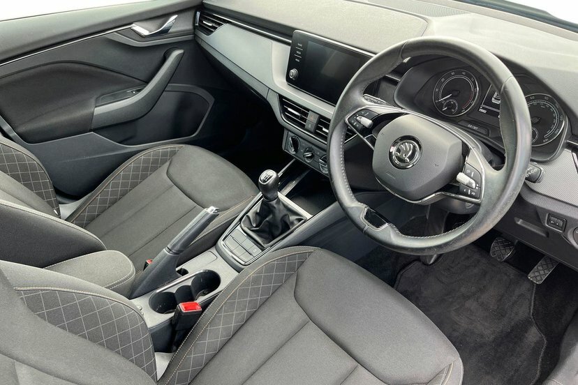 Skoda Kamiq 1.0 Tsi Se Suv 110 Ps EK22KNR Grey #6