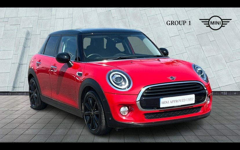 Mini Hatch 5-Door Hatch Cooper Red