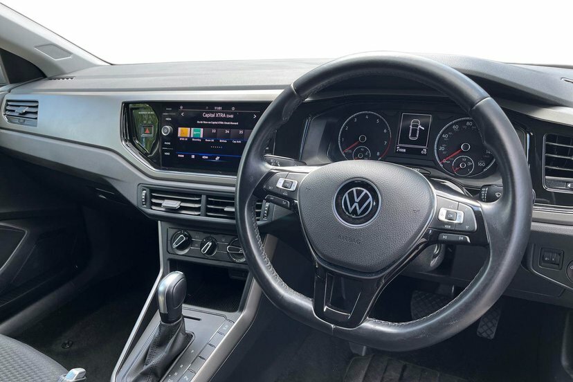 Volkswagen Polo 1.0 Evo 80 Match Black #5