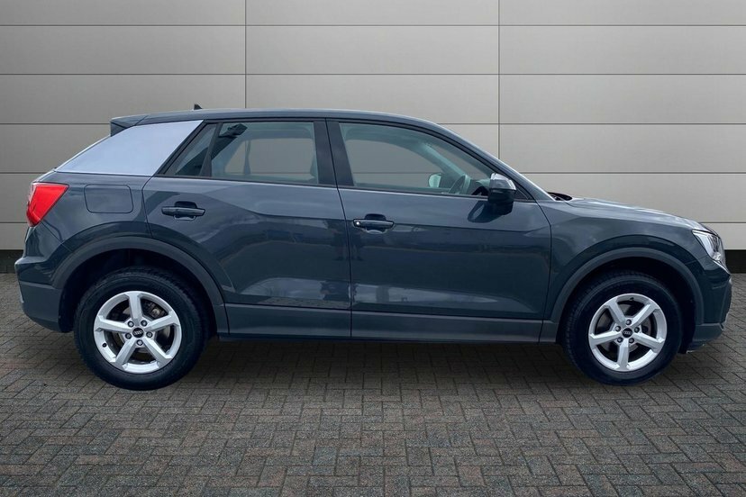 Audi Q2 1.0 Tfsi 30 Technik Suv 110 Ps Grey #4