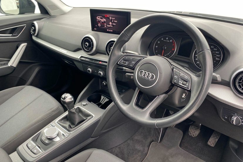 Audi Q2 1.0 Tfsi 30 Technik Suv 110 Ps Grey #6