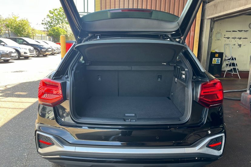 Audi Q2 1.0 Tfsi Sport White #12