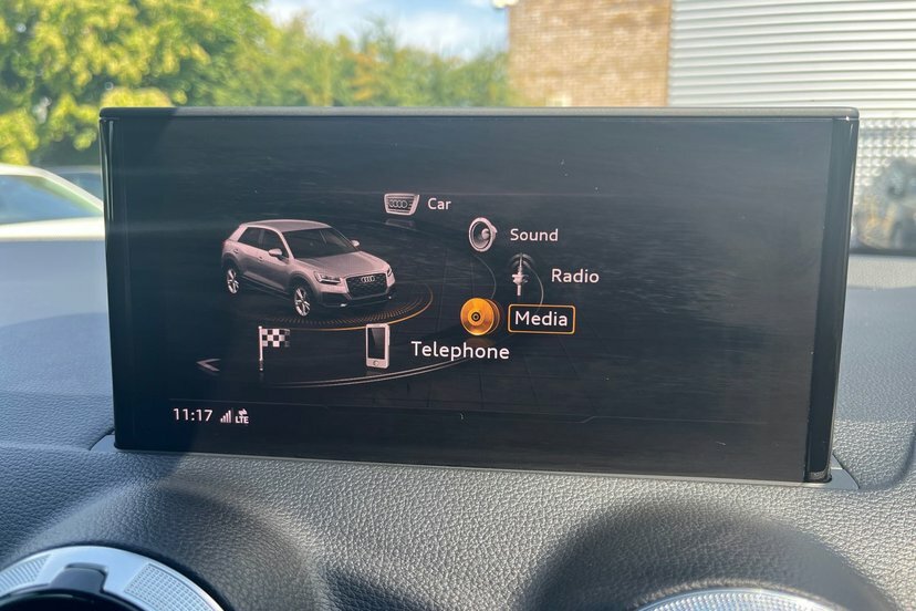 Audi Q2 1.0 Tfsi Sport White #15