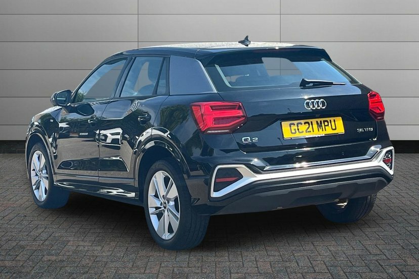Audi Q2 1.5 Tfsi Cod 35 S Line Suv S Tronic 15 Black #3