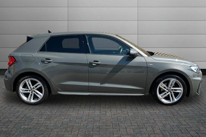 Audi A1 1.5 Tfsi 35 S Line Sportback S Tronic Grey #4