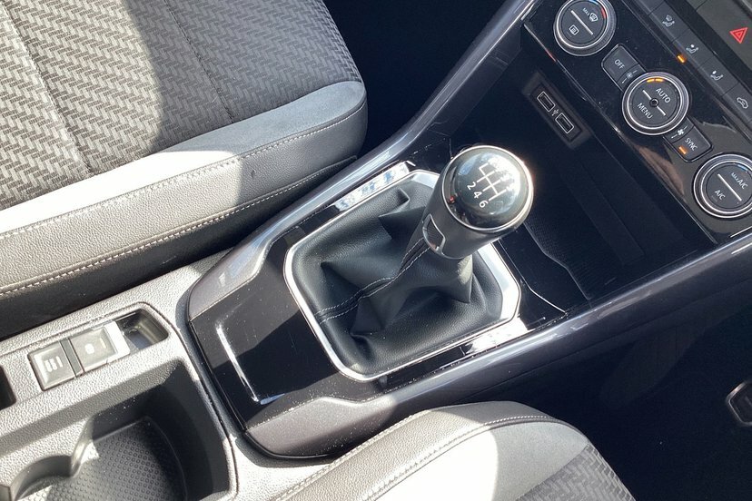 Volkswagen T-Roc 1.5 Tsi Evo Sel Black #27
