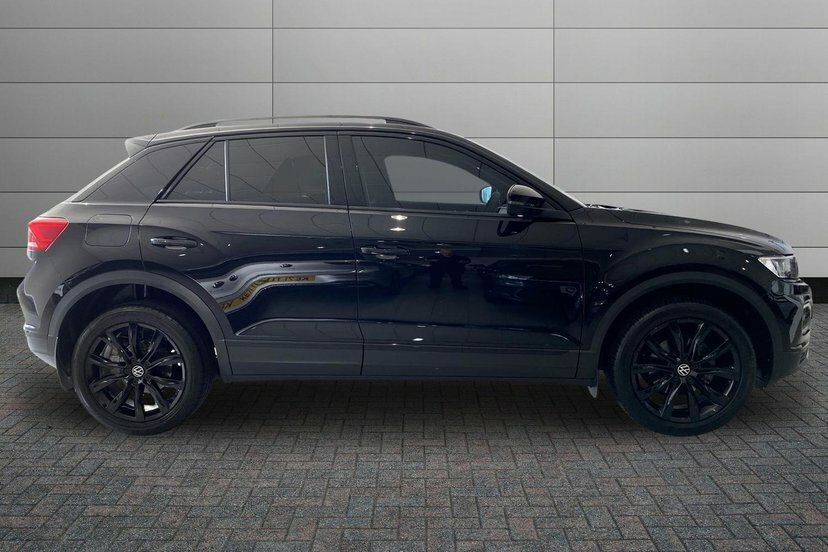 Volkswagen T-Roc 1.5 Tsi Evo Black Edition Suv Dsg 150 LT22PTU Black #4