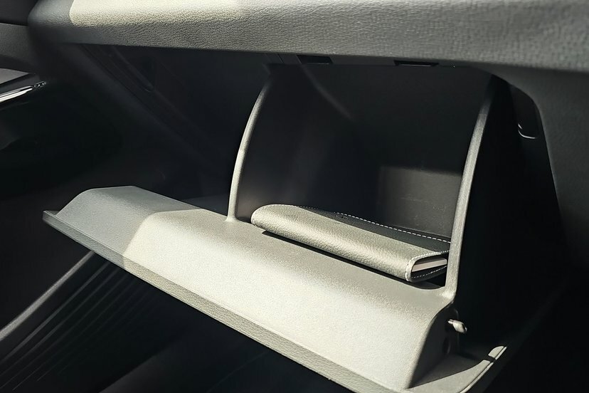 Volkswagen ID.4 Pure 52Kwh Life Grey #54