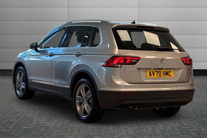 Volkswagen Tiguan 2.0 Tdi Match Suv Dsg 4Motion 150 Ps AV70HMC Silver #3