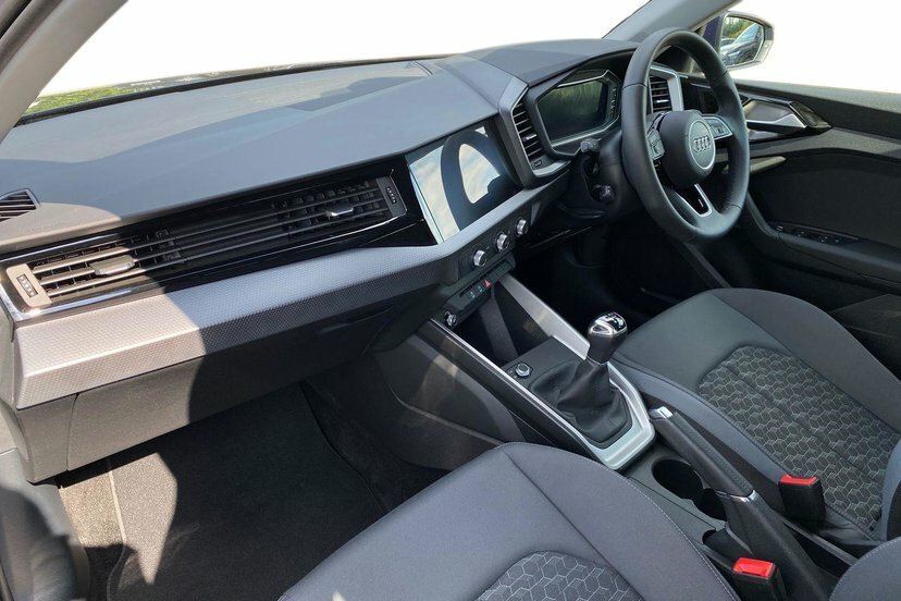 Audi A1 1.0 Tfsi 25 Sport Sportback 95 Blue #2