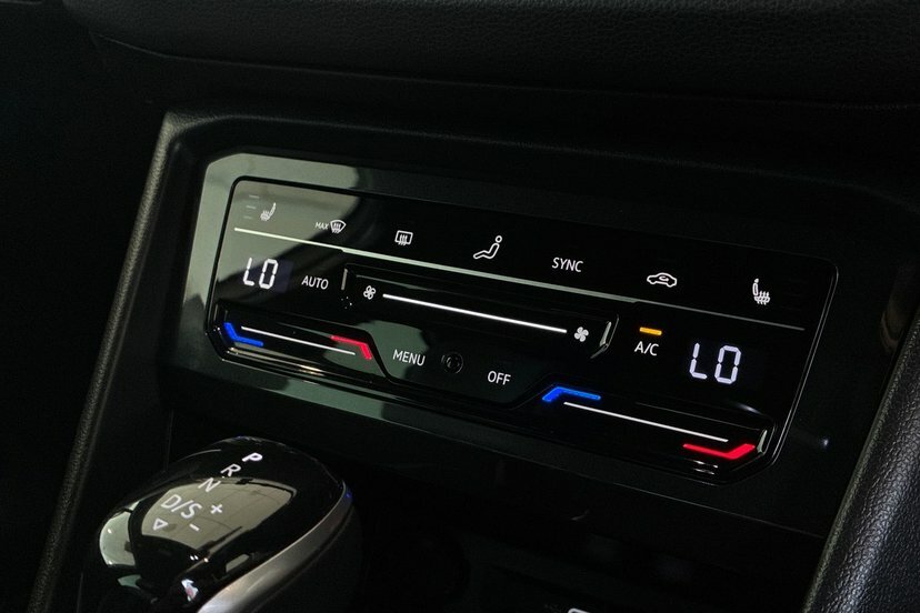 Volkswagen Tiguan Life Blue #17