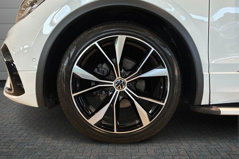 Volkswagen Tiguan 2.0 Tdi R-line Suv Dsg 4Motion 150 Ps White #5