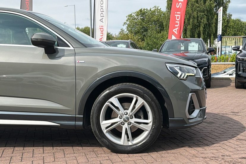 Audi Q3 1.5 Tfsi 35 S Line Suv Grey #25