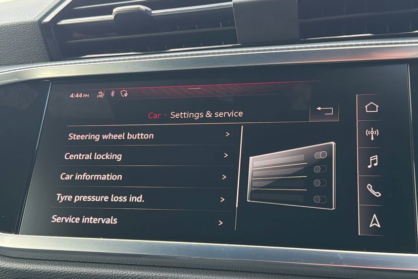Audi Q3 1.5 Tfsi 35 S Line Suv Grey #63