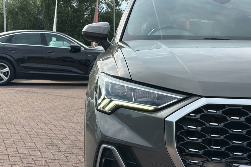 Audi Q3 1.5 Tfsi 35 S Line Suv Grey #28