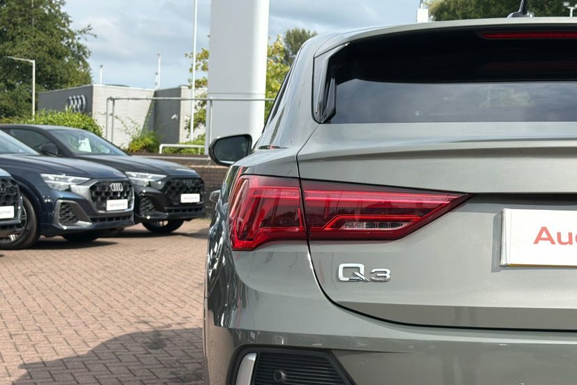 Audi Q3 1.5 Tfsi 35 S Line Suv Grey #15