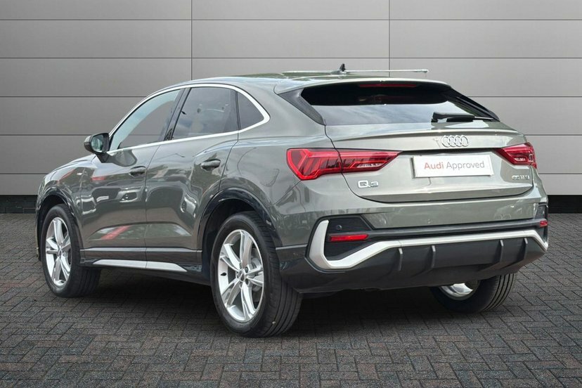 Audi Q3 1.5 Tfsi Cod 35 S Line Sportback S Tron Grey #3