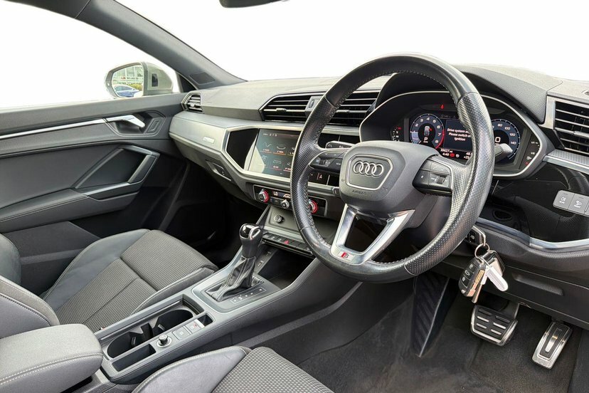 Audi Q3 1.5 Tfsi Cod 35 S Line Sportback S Tron Grey #6