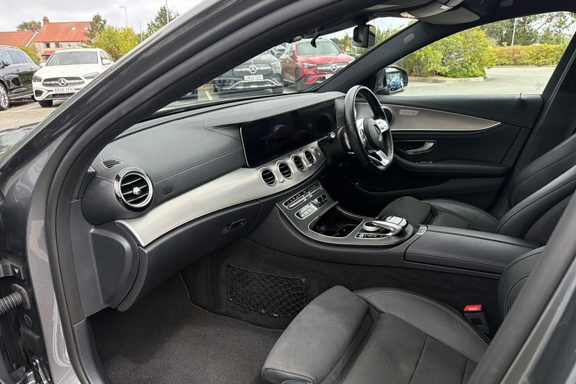 Mercedes-Benz E Class 2.0 Amg Line Premium Plus G-tronic Euro 6 Ss Red #43