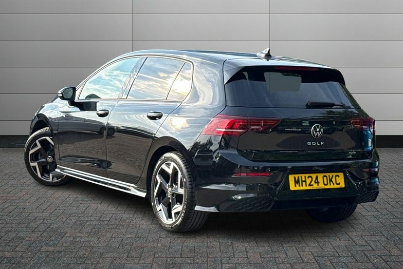 Volkswagen Golf 1.5 Tsi R-line Hatchback 150 Ps Black #3