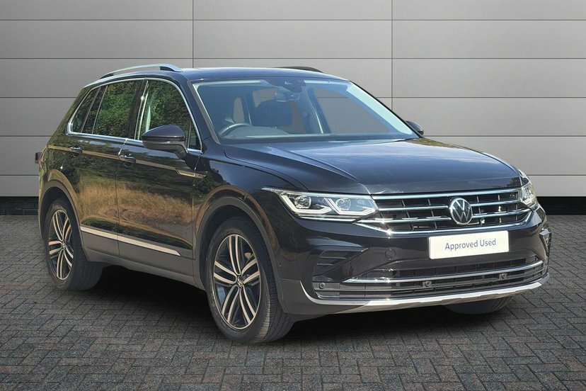Volkswagen Tiguan 1.5 Tsi Elegance Suv Dsg 150 Ps Sunro Black