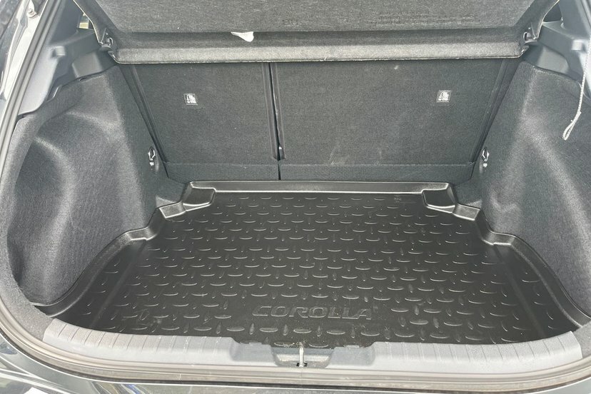 Toyota Corolla 1.8 Hybrid Excel Cvt Bi-tone Silver #9