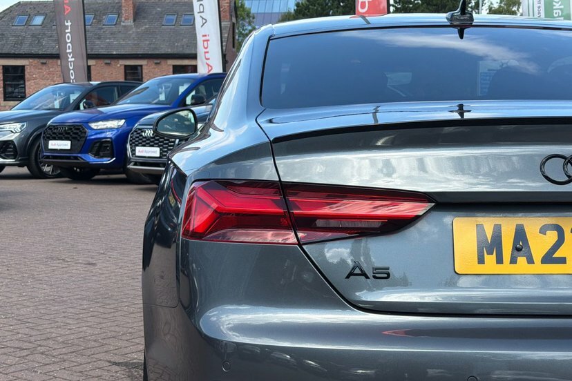 Audi A5 2.0 Tfsi 40 Black Edition Sportback S T Black #24