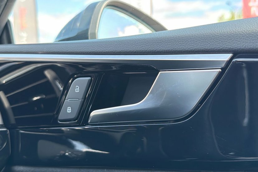 Audi A5 2.0 Tfsi 40 Black Edition Sportback S T Black #42