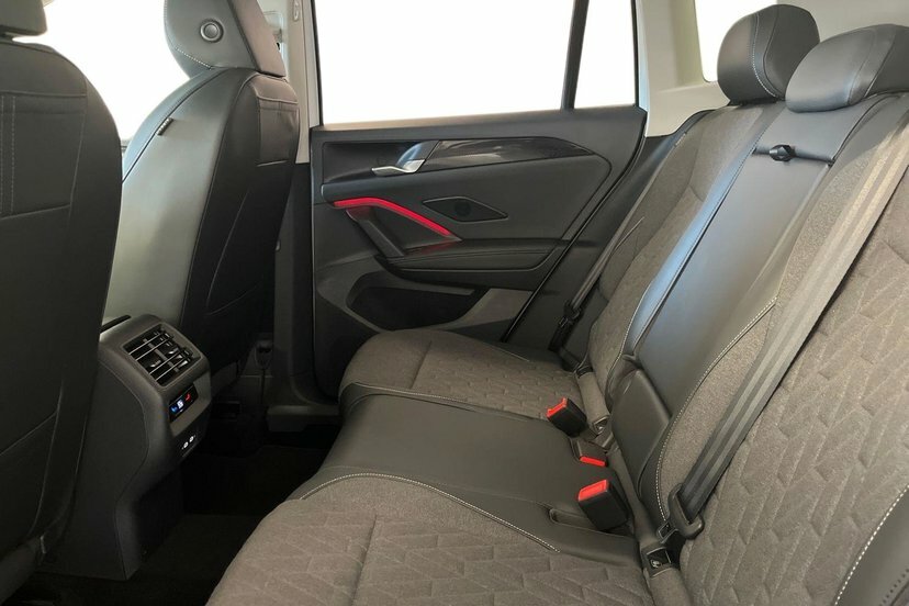 Volkswagen Tiguan Match White #8