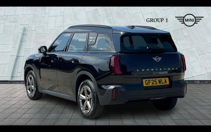 Mini Countryman 1.5C Mhev Classic Suv Hybrid 170 Black #2
