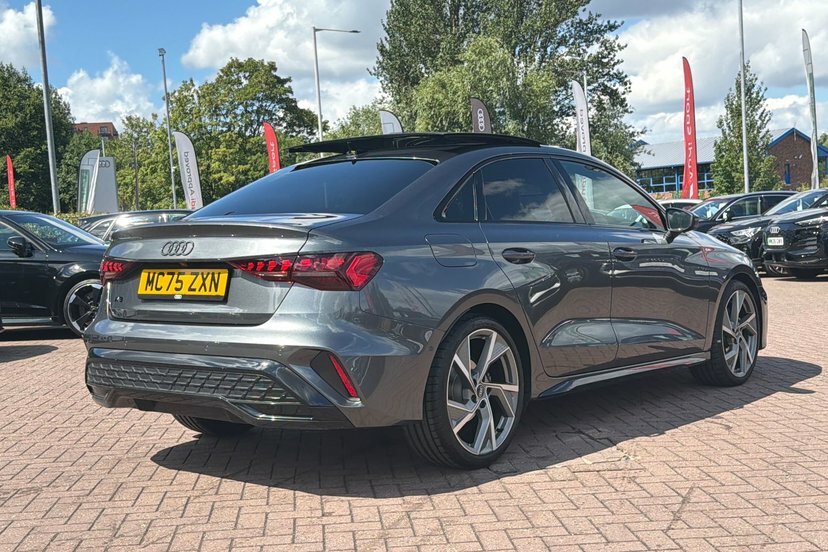 Audi A3 1.5 Tfsi 35 Black Edition Saloon Blue #30