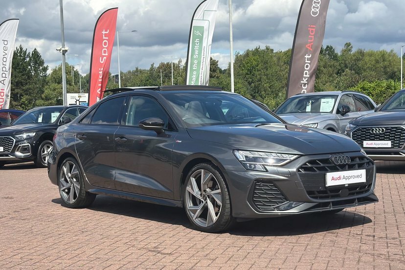 Audi A3 1.5 Tfsi 35 Black Edition Saloon Blue #14