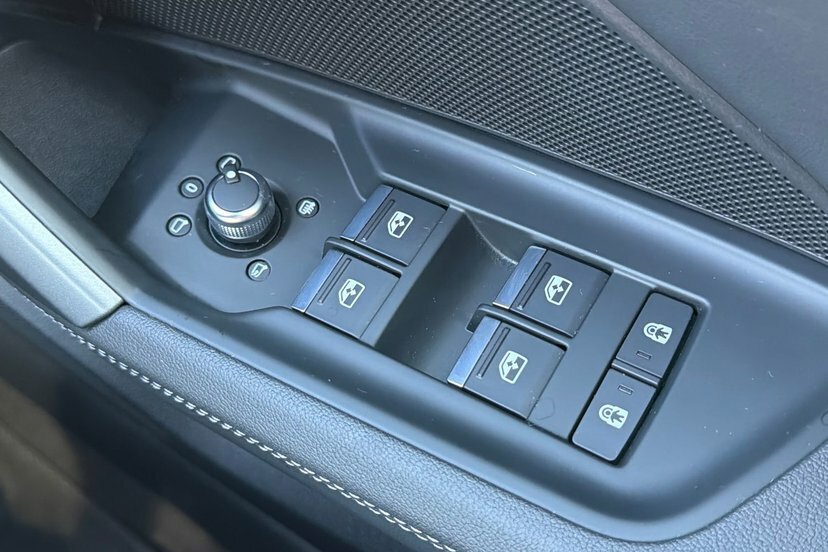 Audi A3 1.5 Tfsi 35 Black Edition Saloon Blue #43