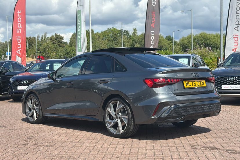 Audi A3 1.5 Tfsi 35 Black Edition Saloon Blue #27
