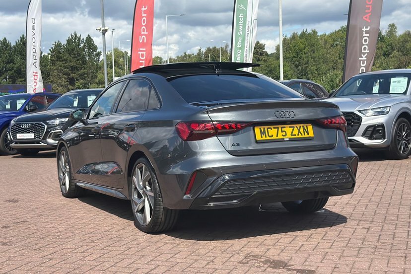 Audi A3 1.5 Tfsi 35 Black Edition Saloon Blue #26