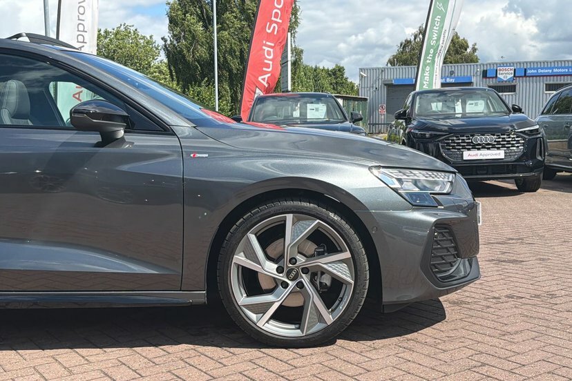 Audi A3 1.5 Tfsi 35 Black Edition Saloon Blue #24