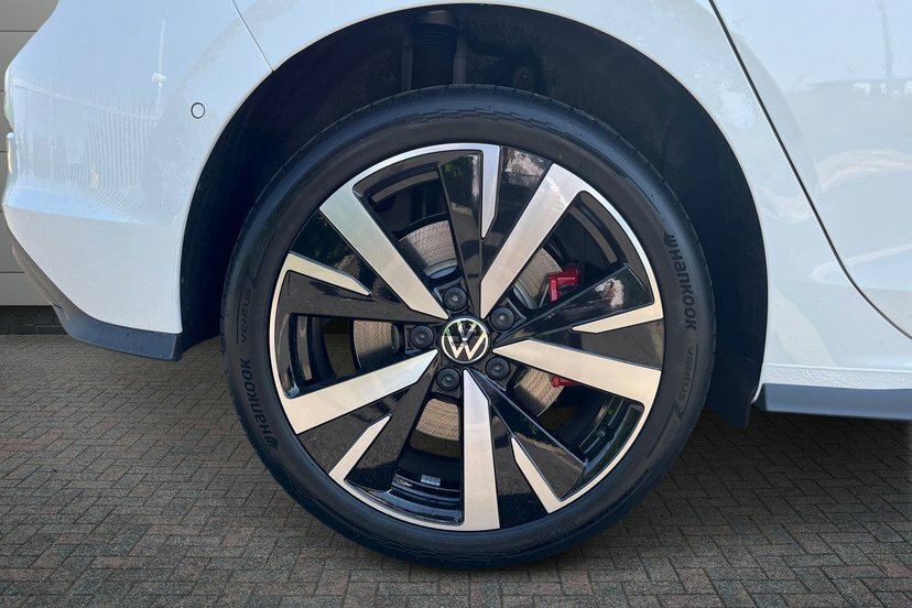 Volkswagen e-Golf 1.5 Tsi Ehybrid 19.7Kwh Gte Hatchback P White #5