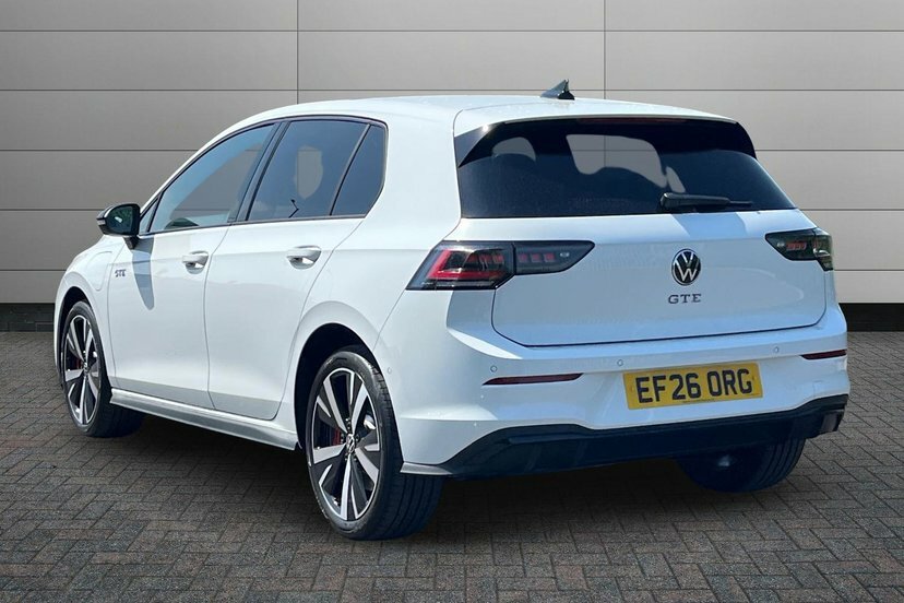 Volkswagen e-Golf 1.5 Tsi Ehybrid 19.7Kwh Gte Hatchback P White #3