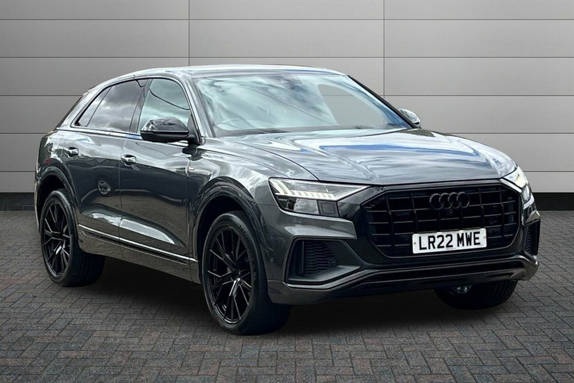 Audi Q8 3.0 Tfsi V6 55 Black Edition Suv Tiptro Grey