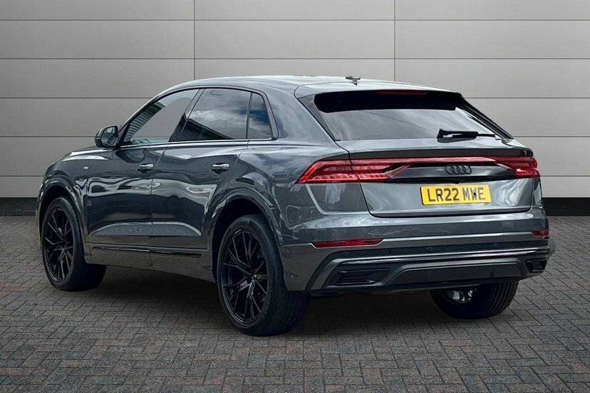 Audi Q8 3.0 Tfsi V6 55 Black Edition Suv Tiptro Grey #3