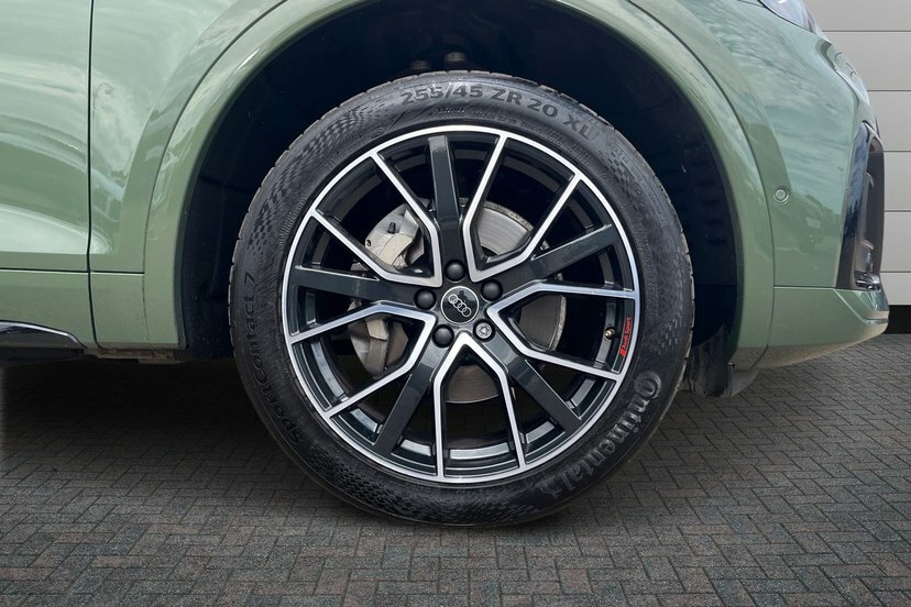 Audi Q5 2.0 Tdi 40 Black Edition Suv S Tronic Q Green #5