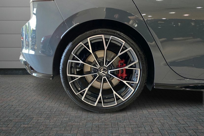 Volkswagen Golf 2.0 Tsi Gti Clubsport Hatchback Dsg 30 Grey #5