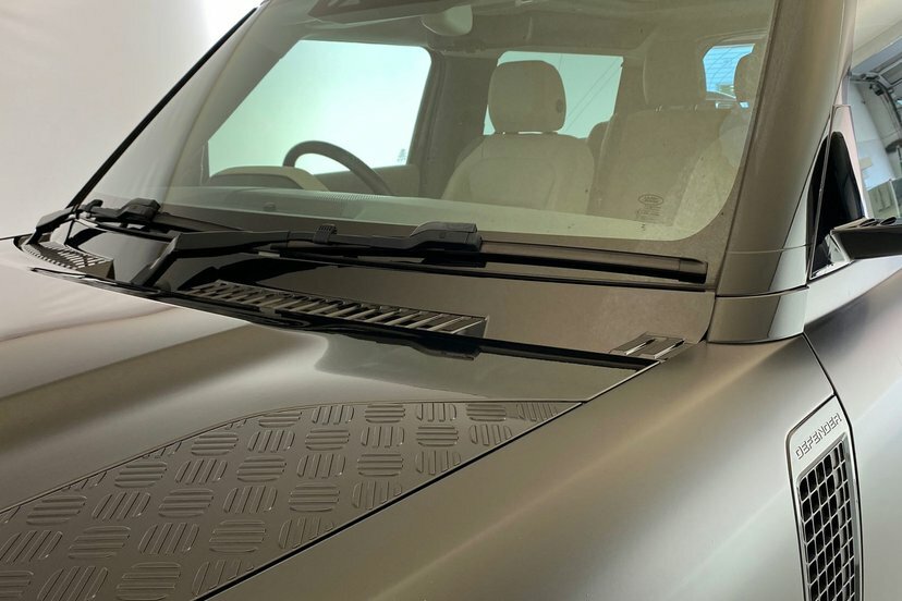 Land Rover Defender 90 D300 X-dynamic Hse Santorini Black Black #20