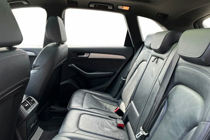 Audi Q5 Tdi Quattro S Line Plus 5-Door Grey #10