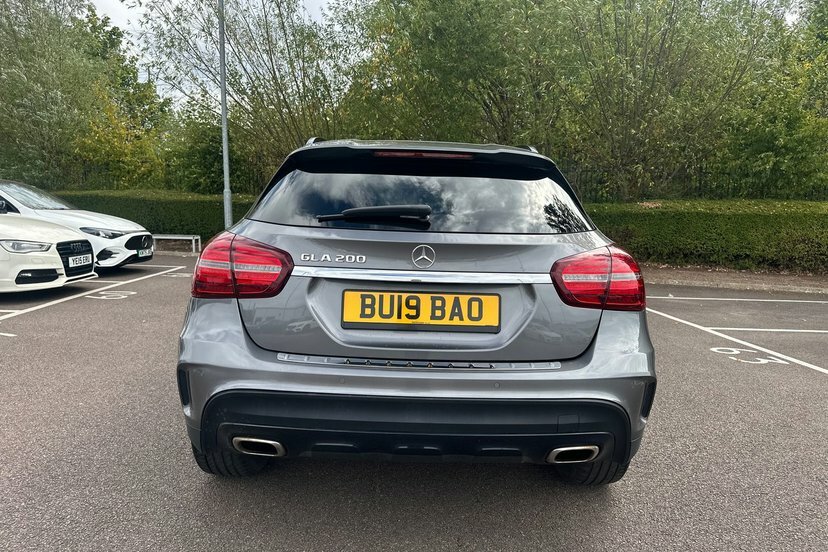 Mercedes-Benz GLA Class 1.6 Gla 180 Urban Edition 121 Bhp Black #48
